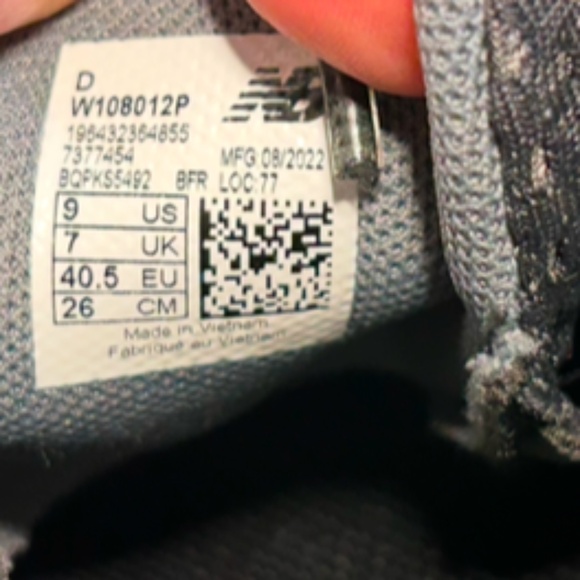 NWOB New Balance Fresh Foam X 1080 v12 Running Shoes Black/Green/Blue 9D Wide - Picture 15 of 16